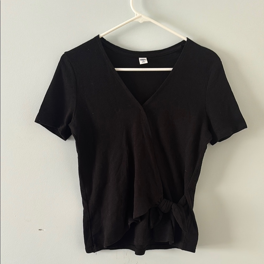 Old Navy Black Wrap Tie Front Short Sleeve T-Shirt